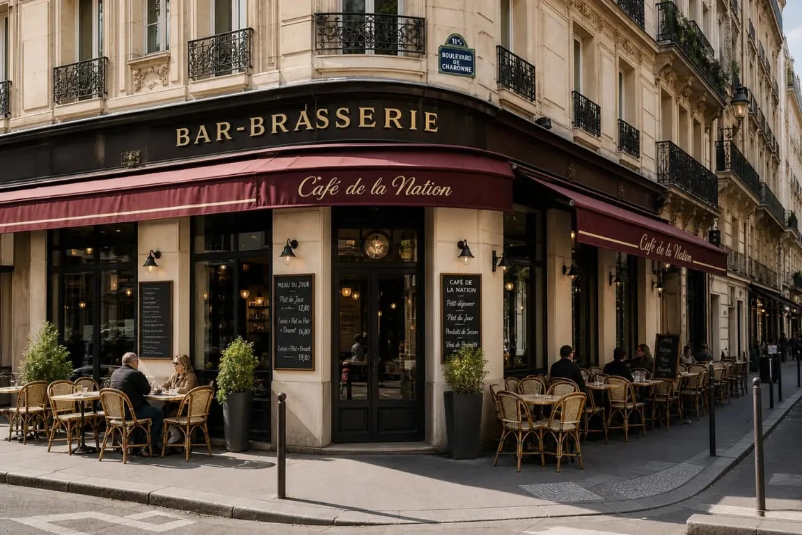 Le Mademoiselle bar restaurant café Paris 11, façade de quartier près de Nation